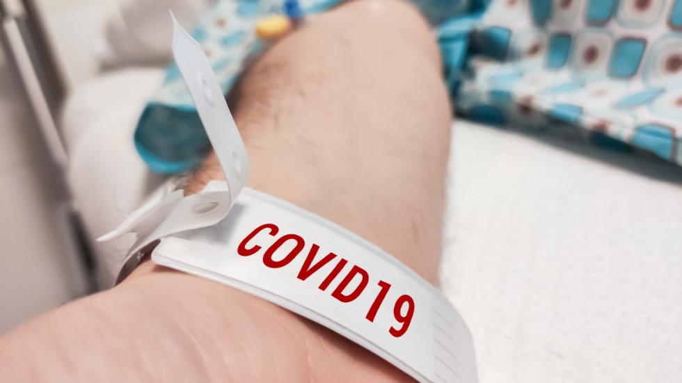 Лъч надежда: Новите инфектирани с COVID-19 растат, но смъртността остава ниска