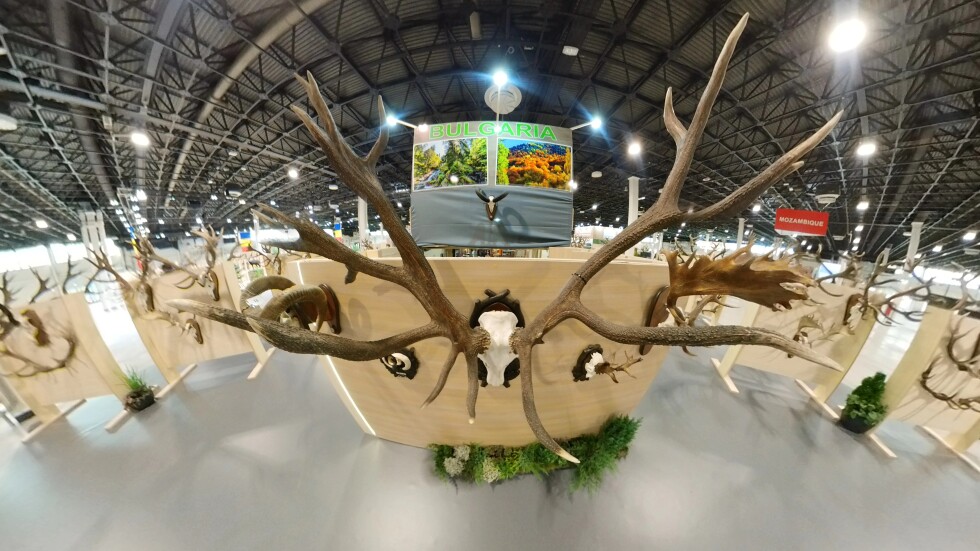 „В едно с природата“: Световно ловно изложение се проведе в Будапеща (СНИМКИ)