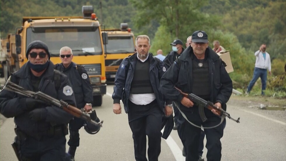 Косовските части се изтеглят от границата със Сърбия