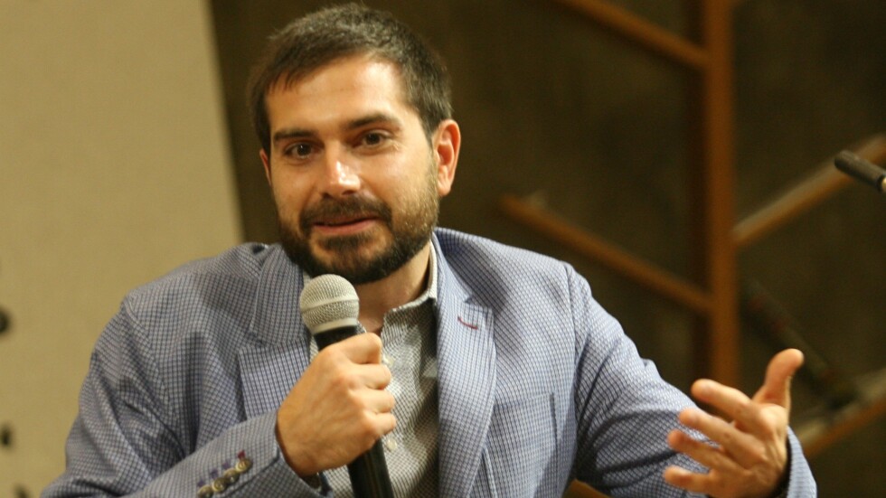 АЕЖ: МВР призна, че е упражнено насилие върху журналиста Димитър Кенаров