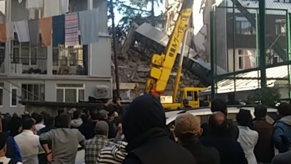 Жилищна сграда се срути в грузинския град Батуми
