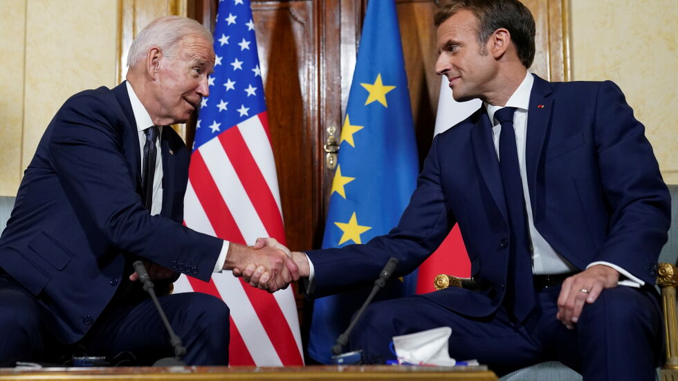 Преди срещата на Г-20: Американският президент се срещна с френския си колега Еманюел Макрон