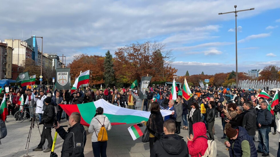 Протестен поход в София срещу COVID мерките