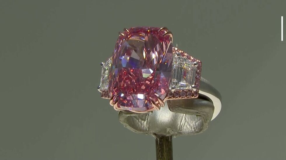 Рядък розов диамант ще бъде продаден за 20 млн. паунда