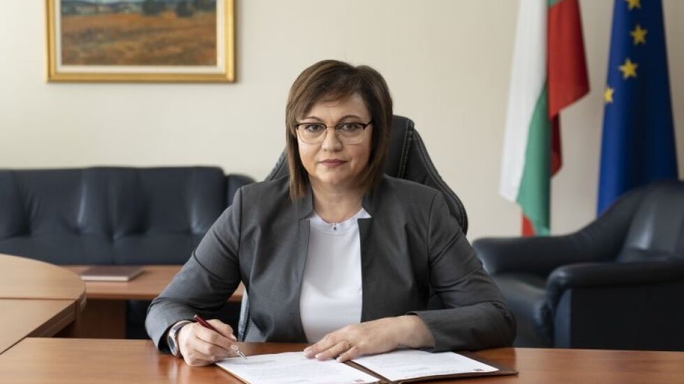 Нинова е избрана за председател на парламентарната група на БСП