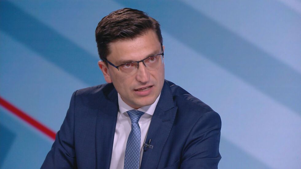 Венко Сабрутев: Делян Добрев изнесе документи с гриф „Търговска тайна“