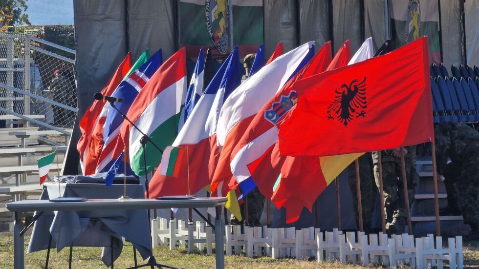 Италия поема бойната група на НАТО в България