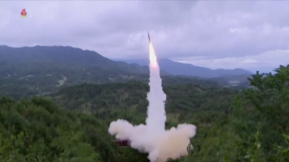 Южнокорейската армия се извини за неуспеха в свалянето на дронове от Северна Корея