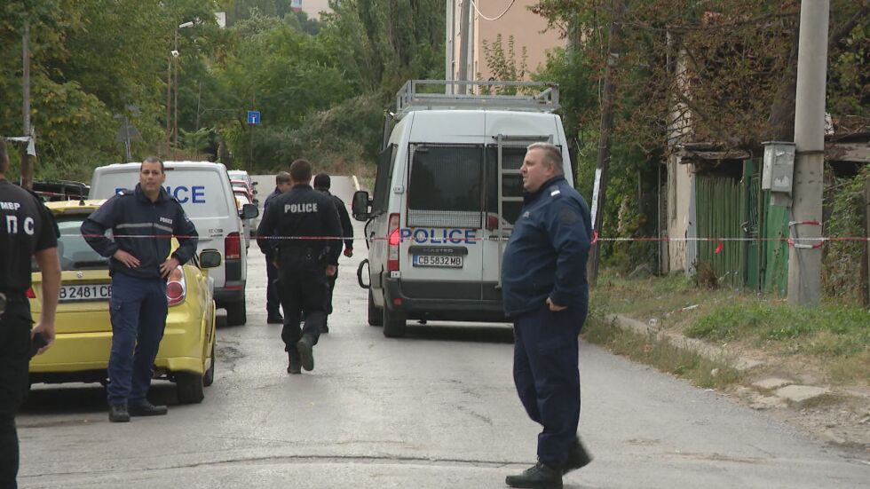 МВР за убийството в София: Издирват двама души, застреляли 17-годишния сириец
