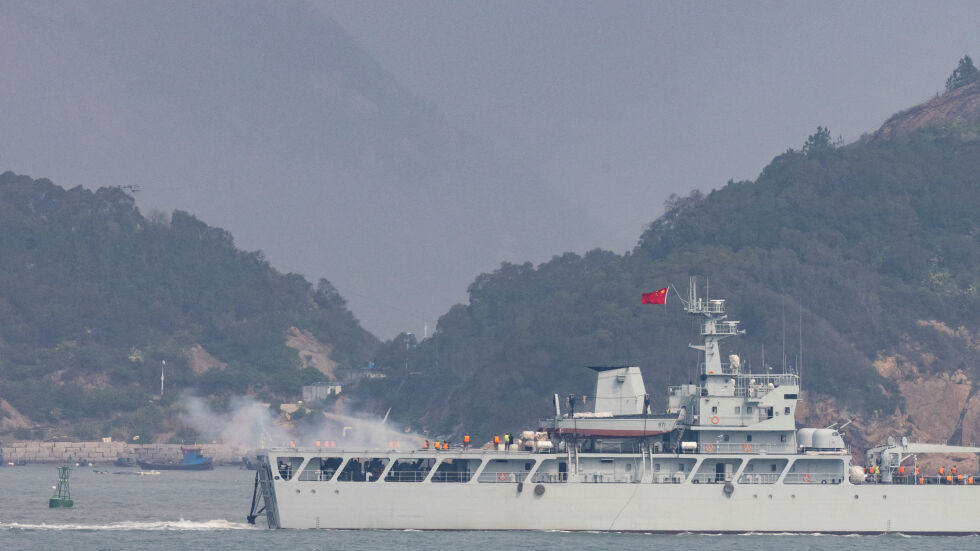 Китай разположи военни кораби в Близкия изток