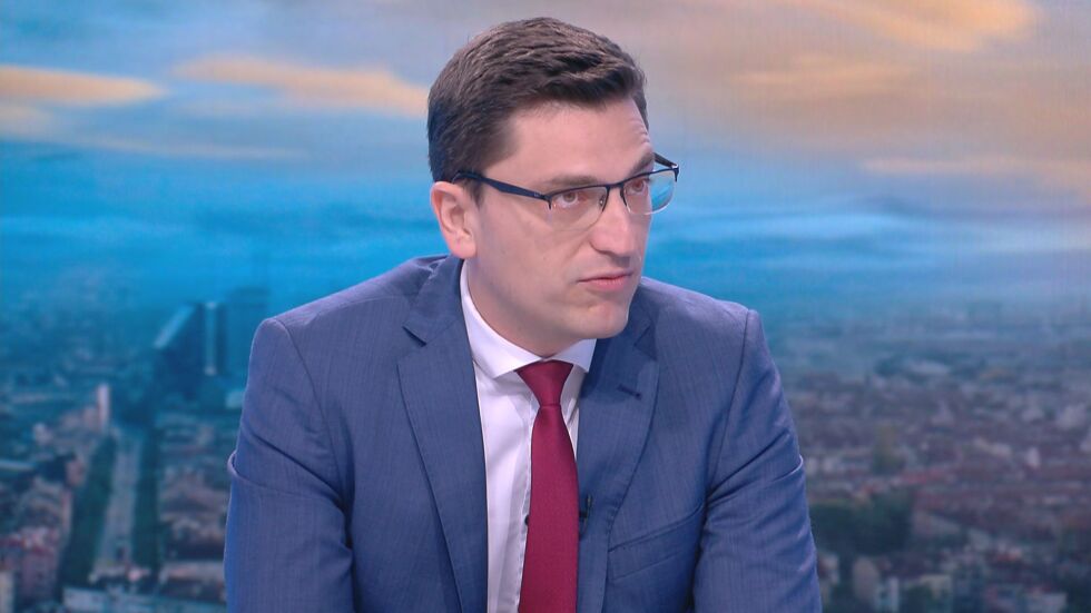 Венко Сабрутев: Рязкото спиране на дерогацията ще доведе до дефицит на горива у нас