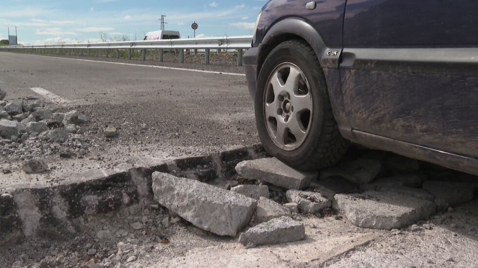  Регионалният министър: В 7 сектора тестванията на асфалта демонстрират разминаване 