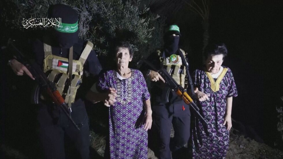 Видеоклип на „Хамас“ показва освобождаването на двете заложнички