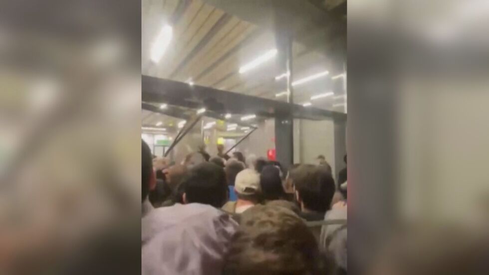 Заради израелски полет: Тълпа нахлу в руско летище (ВИДЕО)