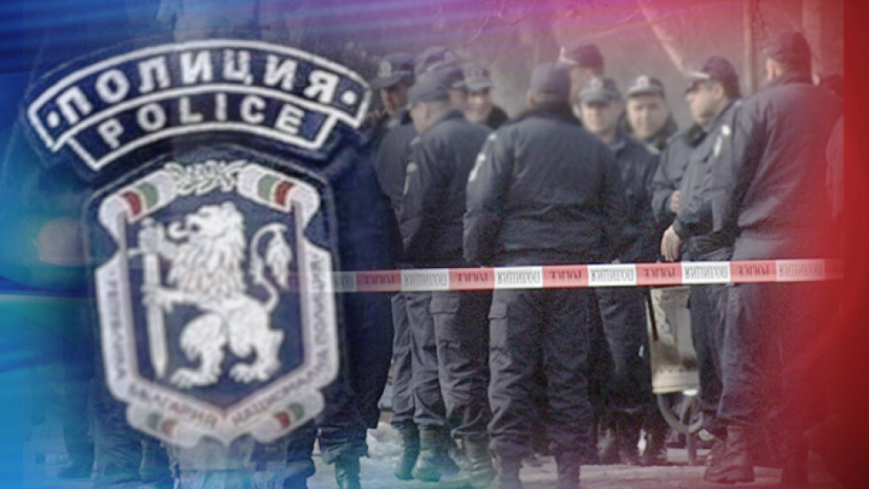 Над 1100 нови полицаи ще помагат за охраната на границите и селата