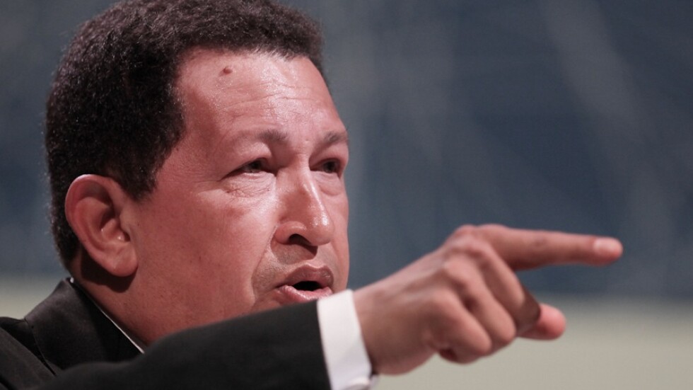 Шон Пен и Оливър Стоун отдадоха почит към Уго Чавес