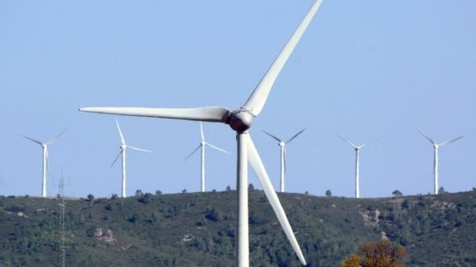 Общата мощ на ветрогенераторите в ЕС достигна символичните 100 GW
