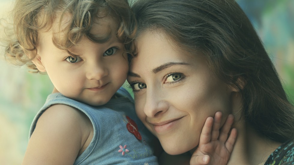 4 забранени теми при разговор със самотни майки