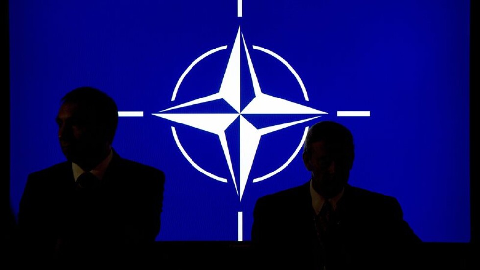 Русия сравни разполагането на военна техника по границата на НАТО със Студената война