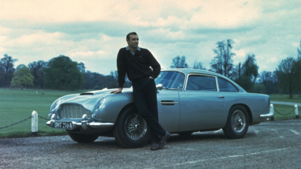 Личната кола на Шон Конъри от „Джеймс Бонд“ е продадена за 2,4 млн. долара