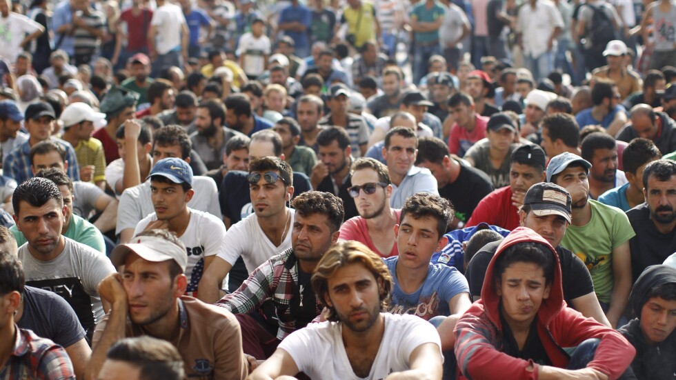 Европа търси решение на мигрантската криза часове преди срещата на върха 