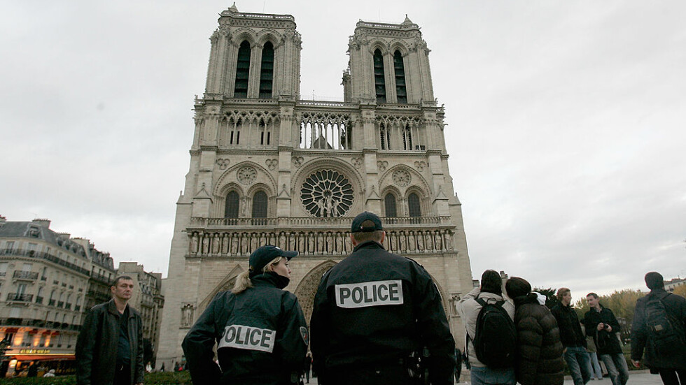 Осуетеният атентат в Париж е трябвало да бъде на 1 декември
