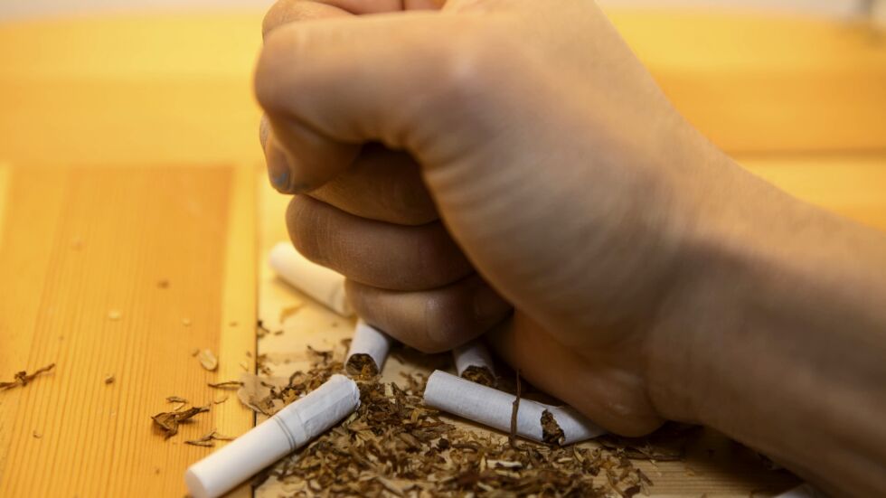 Двойно повече пушачи у нас искат да спрат цигарите