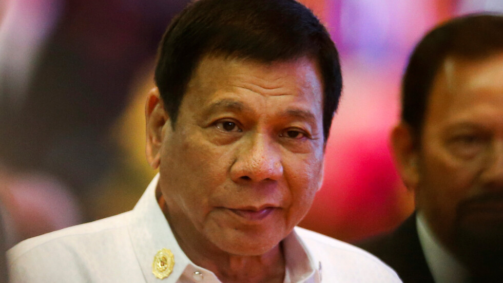 Филипинският президент спира да ругае (ВИДЕО)