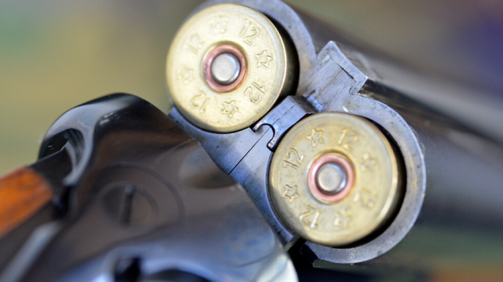 Бащата на простреляното в Стрелча дете е притежавал незаконни боеприпаси