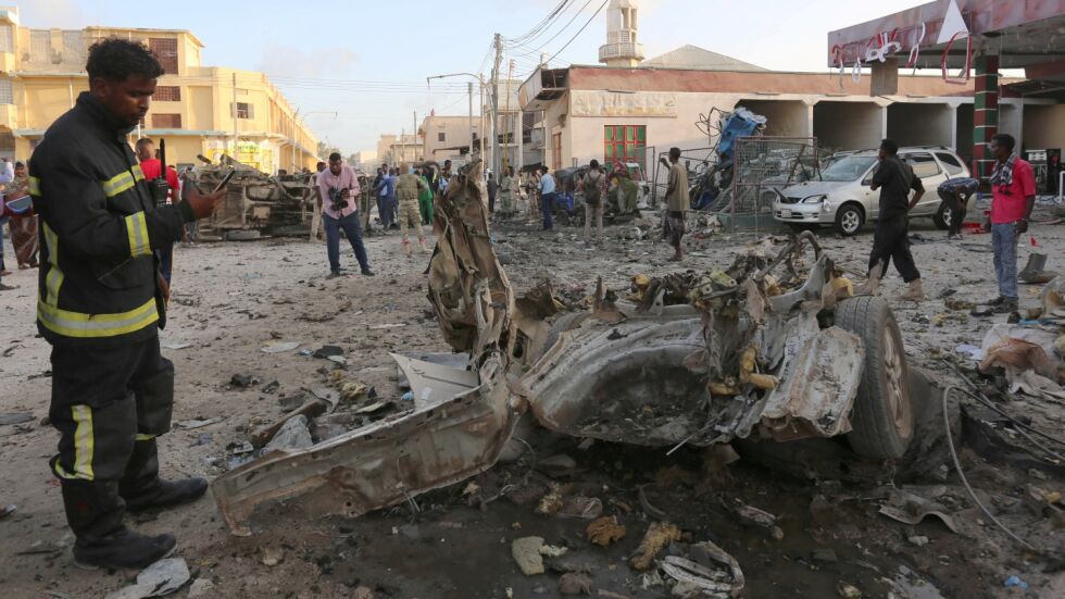 Атентат в Могадишу взе 10 жертви