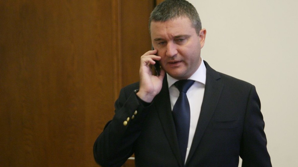 Владислав Горанов: Проверяват конкретни служители на МФ за субсидиите
