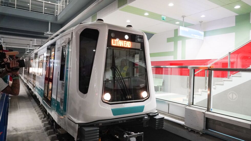 Доставят 10 нови влака за третия лъч на метрото през 2020 г. 