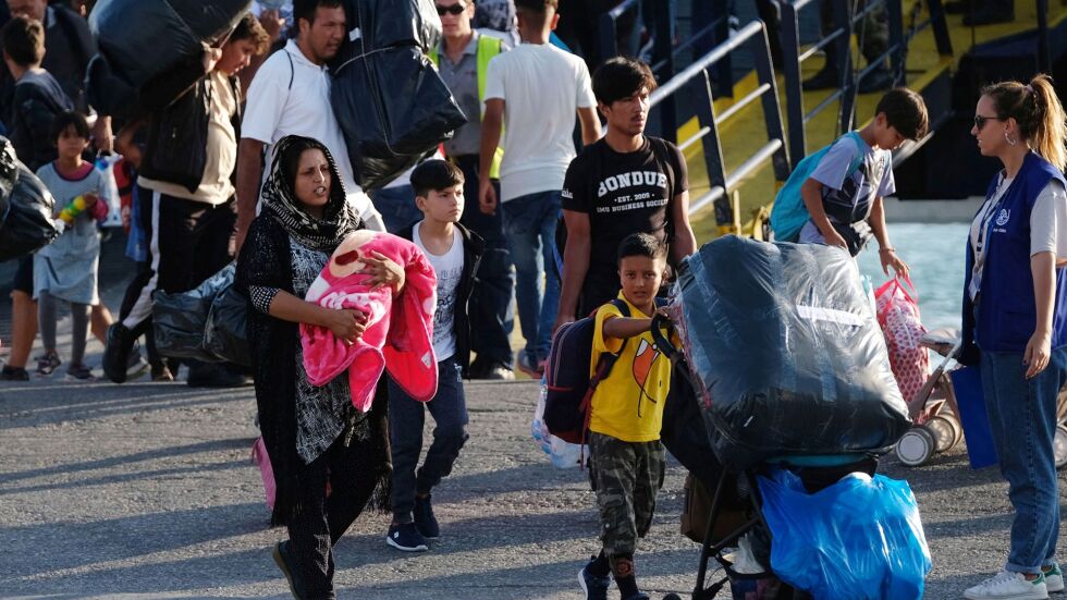Двойно повече мигранти са пристигнали в Гърция през август в сравнение с 2018 г.