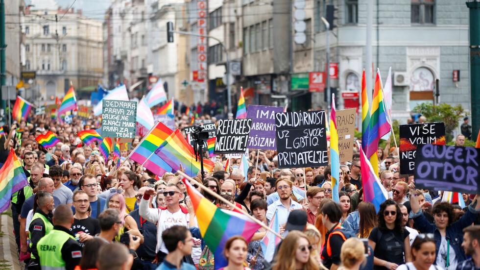 Първият гей парад в Сараево протече при засилени мерки за сигурност