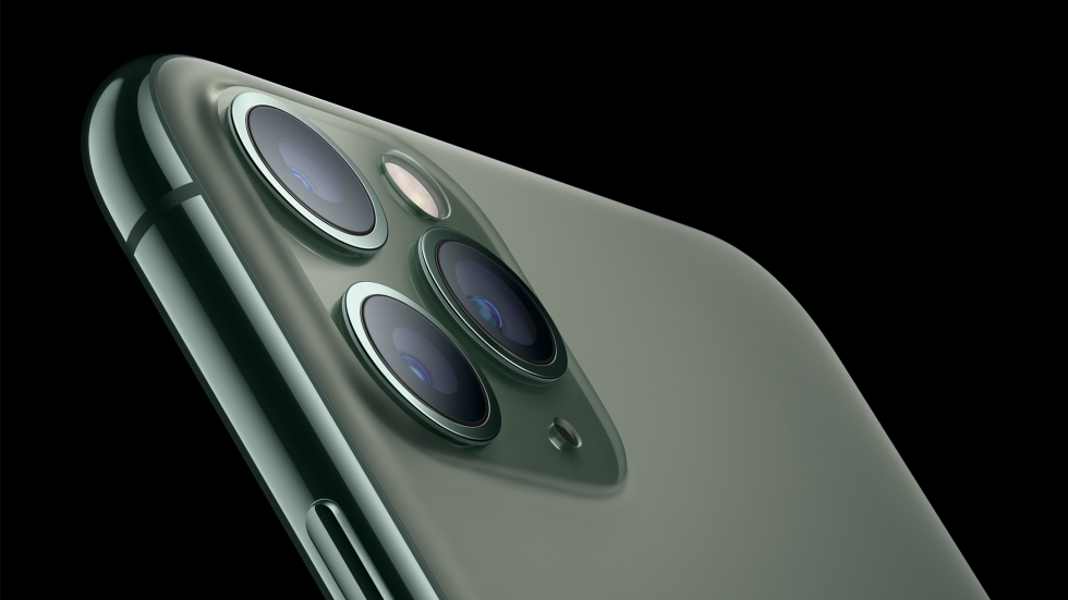 Apple представи три нови модела iPhone, включително първия "Pro"