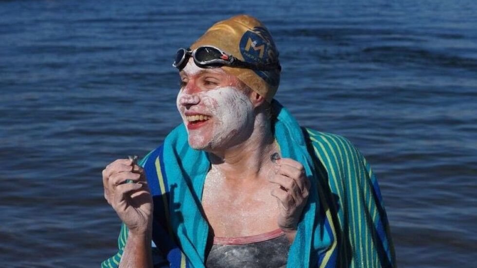 Преборила рака американка преплува Ламанша четири пъти поред