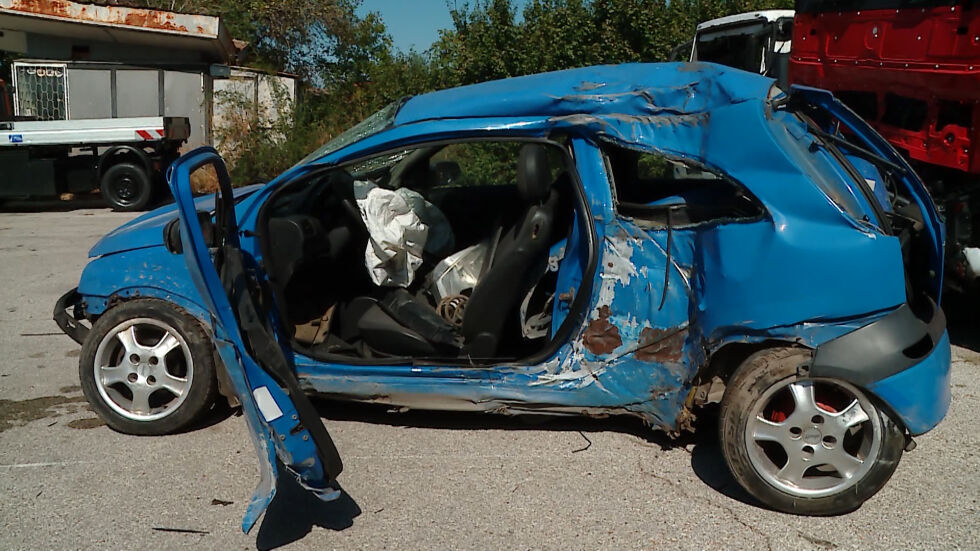 Арестуваха бащата на 19-годишния младеж, причинил тежката катастрофа в Пловдив