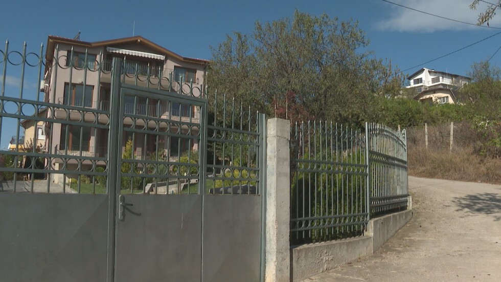 Жители на Варна нямат достъп до линейка и полиция заради липса на адрес