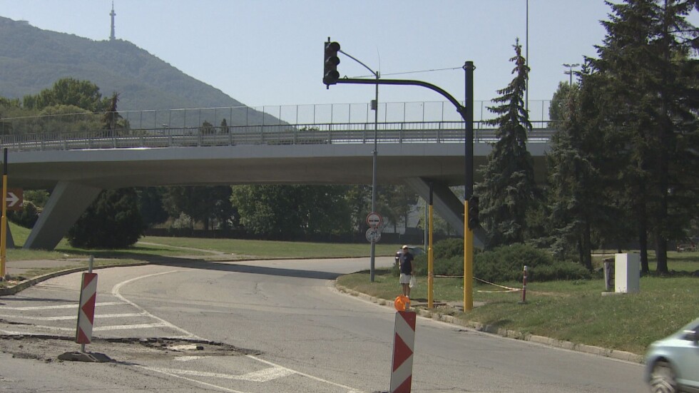 Светофар – изненада очаква шофьорите на детелината на бул. "България" и Околовръстното