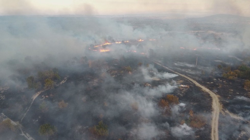 Военни ще се включат този вторник в гасенето на новите пожари в Хасковско