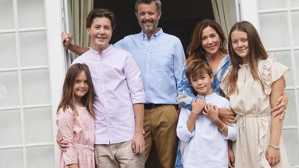 Датската принцеса Мери отбеляза края на лятото със снимки на 4-те си пораснали деца