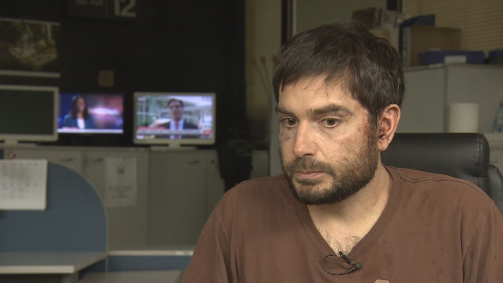 АЕЖ: МВР изпраща НАП срещу бития на протестите журналист Димитър Кенаров