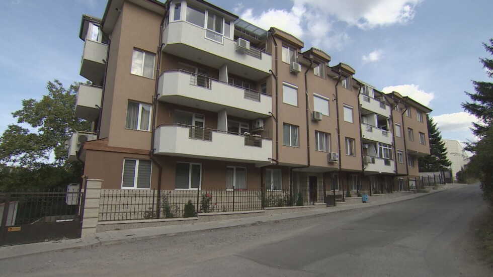 Крадци обраха апартаменти в София, представяйки се за служители на РЗИ