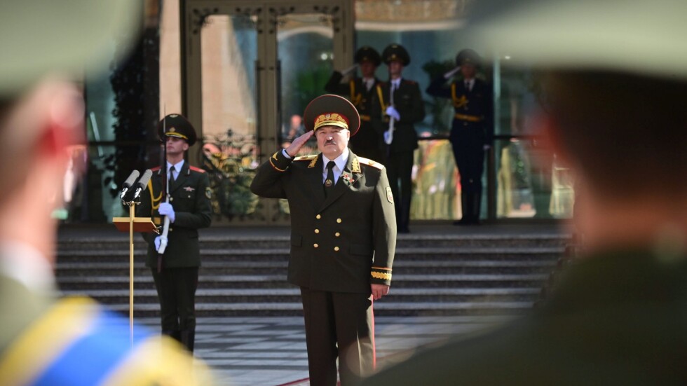 Александър Лукашенко положи клетва за шести мандат като президент