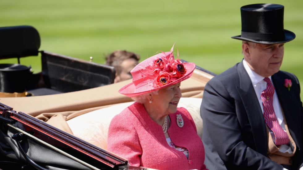 20 000 долара за игра на голф и другите големи разходи на британското кралско семейство