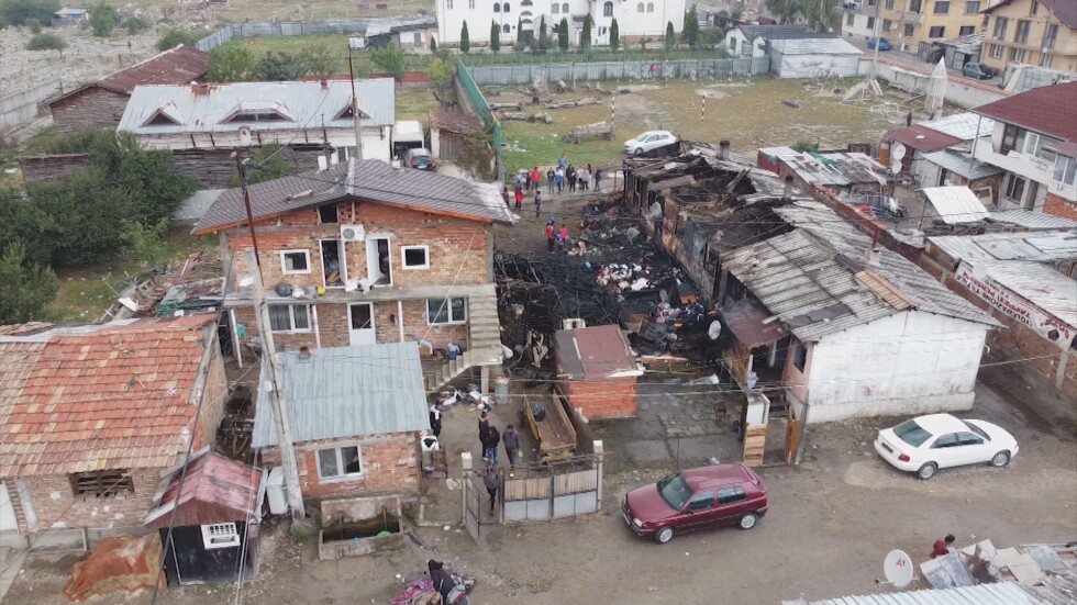 7 са семействата, които остават без покрив след пожара в Разлог