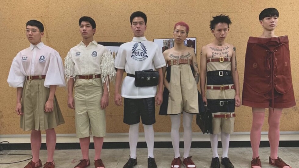 Тайландски дизайнер разчупва консервативната мода за ученици