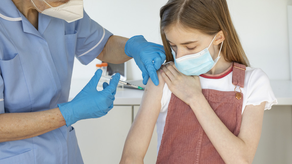 Около 900 000 деца от 5 до 11 г. вече са ваксинирани срещу COVID-19 в САЩ