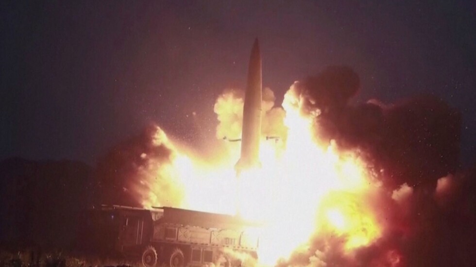 Северна Корея тества нова ракета с голям обсег