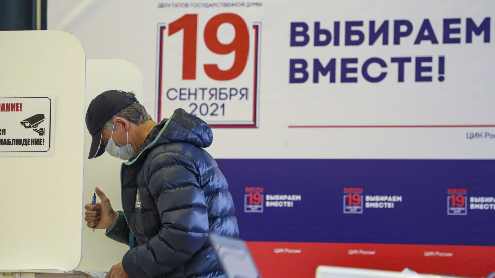 Избирателната активност на електронното гласуване в Русия достига 48% 